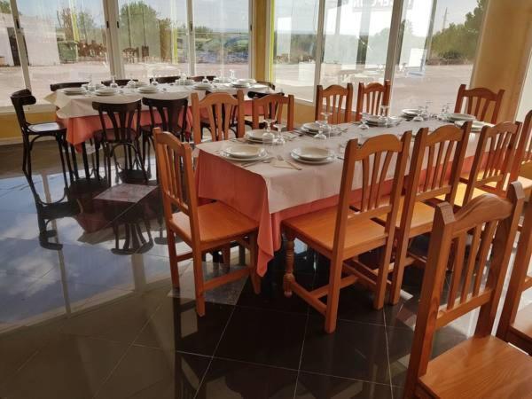 Hotel Marina Blanca กัสเตญองเดลาปลานา ภายนอก รูปภาพ