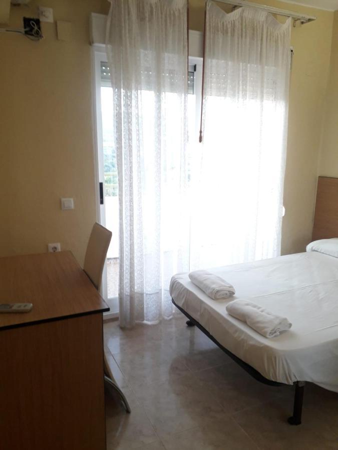 Hotel Marina Blanca กัสเตญองเดลาปลานา ภายนอก รูปภาพ